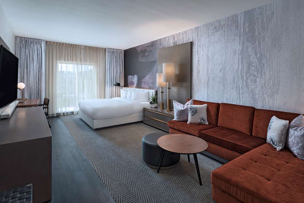 Hyatt Centric The Woodlands - photo 17