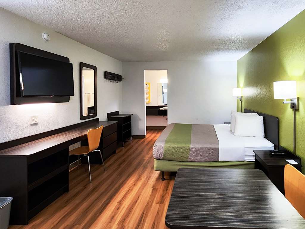 Motel 6 Baytown TX Baytown East - photo 17