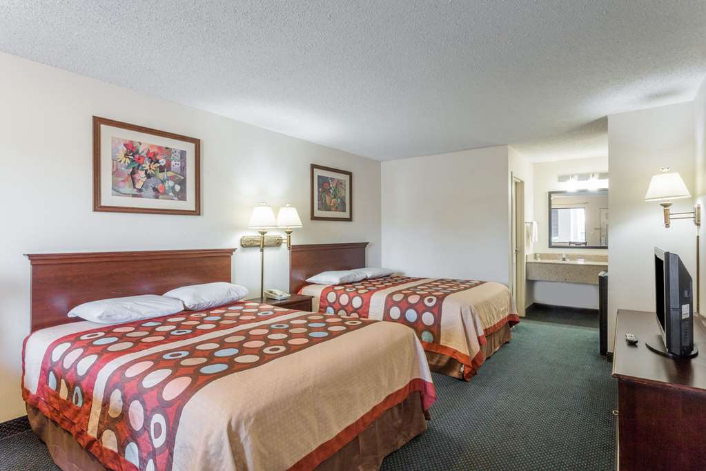 Super 8 by Wyndham Slidell - photo 24