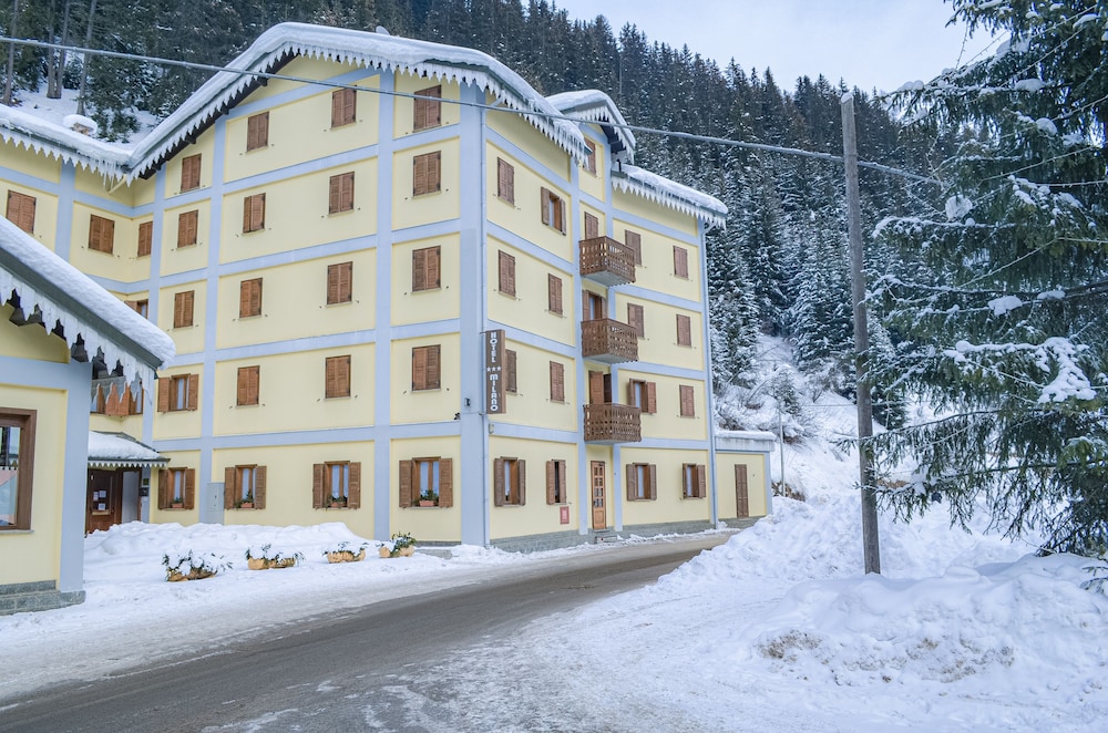 Hotel Milano — hotel in Santa Caterina Dello Ionio