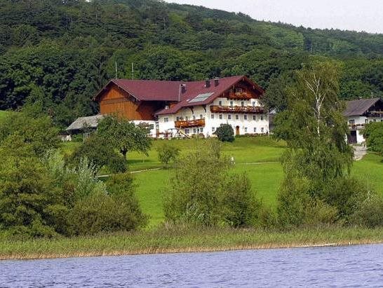 Serner am See — 4-Star Luxury Hotel in Zell Am Moos, Austria