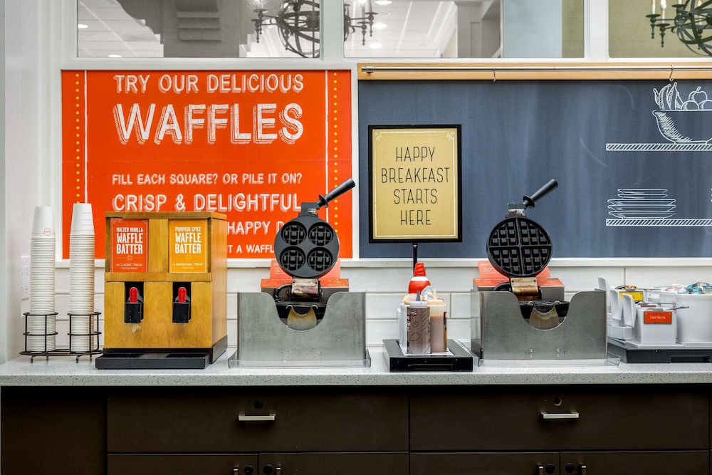 Hampton Inn Boston Natick - last minute hotel in Natick