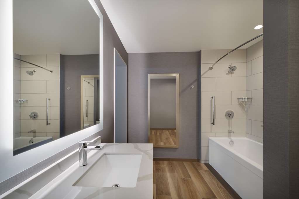 Hyatt House LAX Century Blvd - photo 9