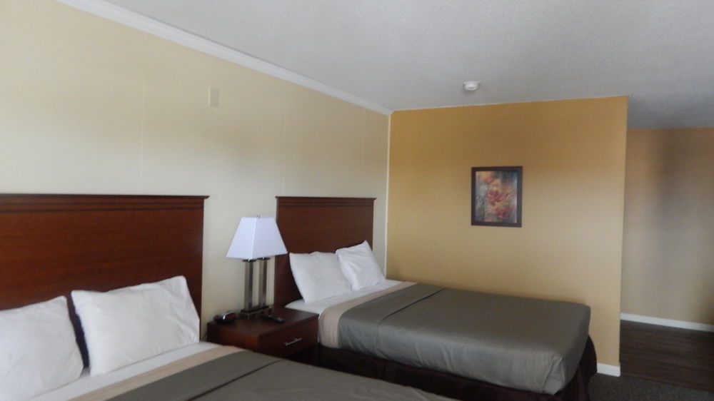 Fair Value Inn - photo 16