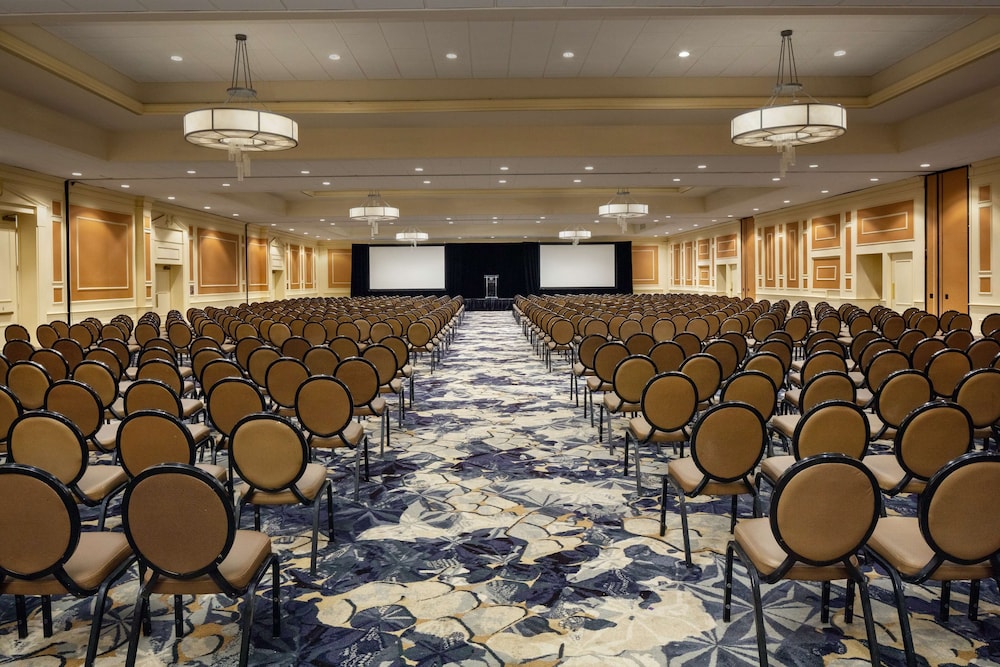 DoubleTree by Hilton Boston North Shore - photo 47