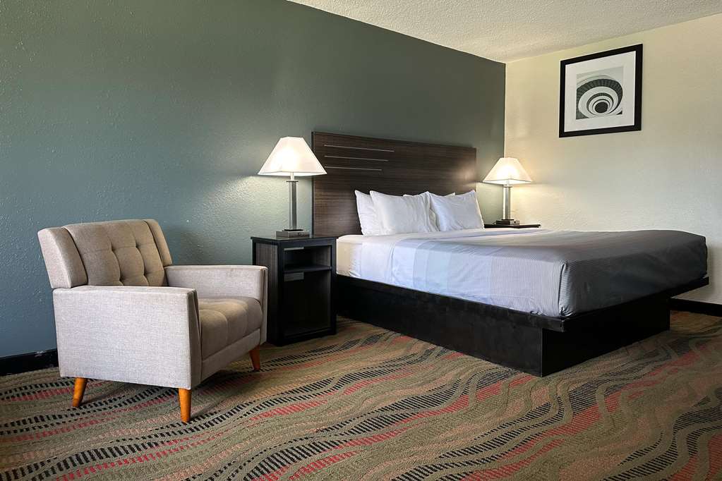 Quality Inn & Suites Santee I 95 - photo 18