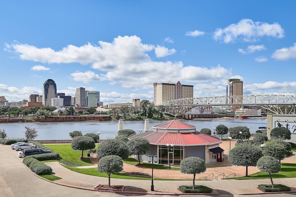 Courtyard by Marriott Shreveport Bossier Louisiana Boardwalk - photo 7