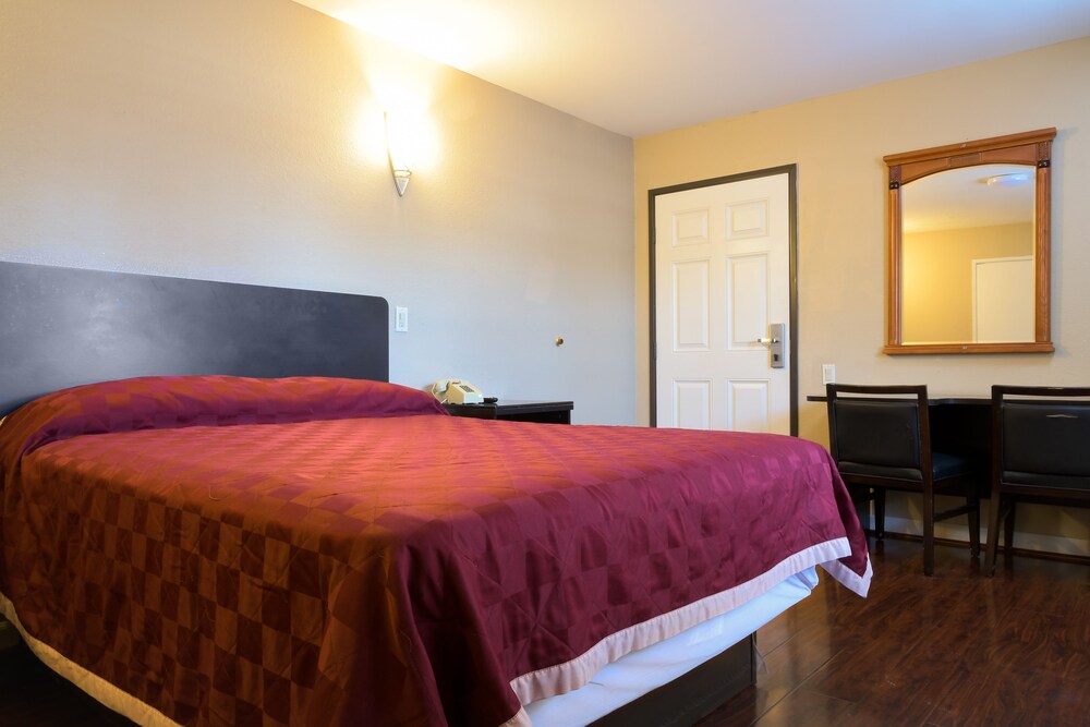 Covina Motel - photo 8