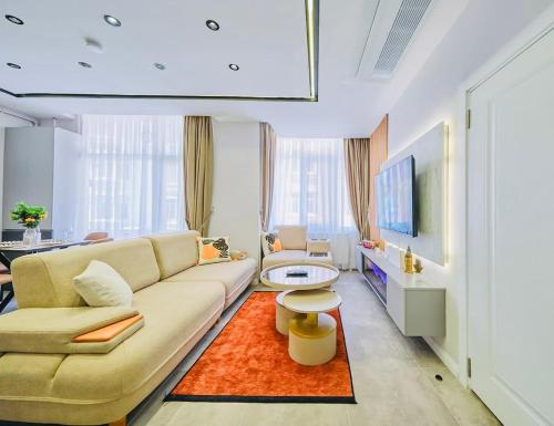 Taksim Square 1 plus 1 fully equipped air conditioned luxury apartment — 4-Star Luxury Hotel in Istanbul, Turkey