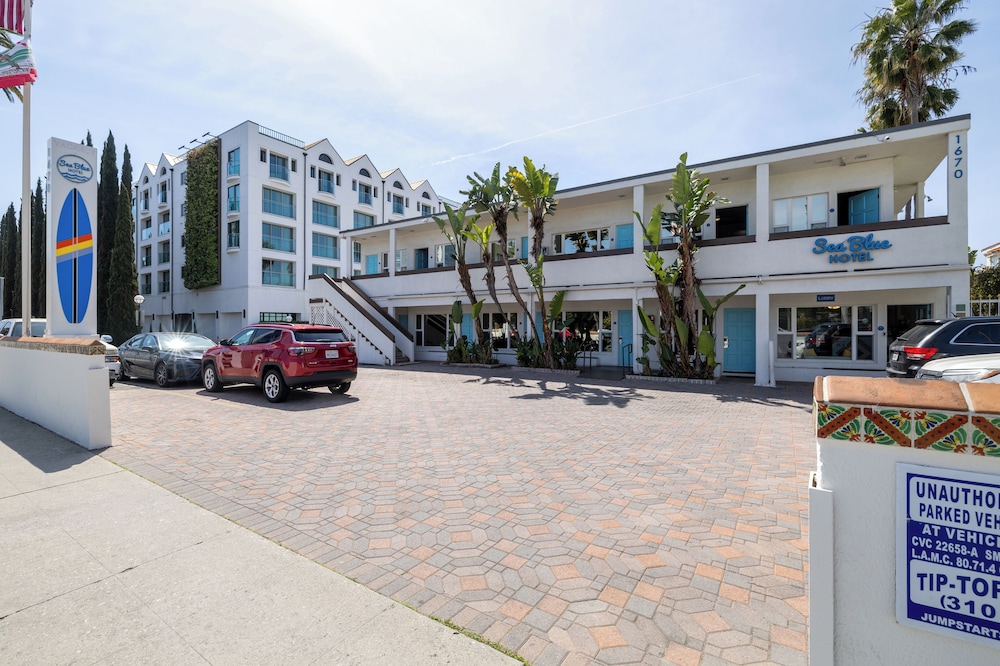 Sea Blue Hotel - photo 49