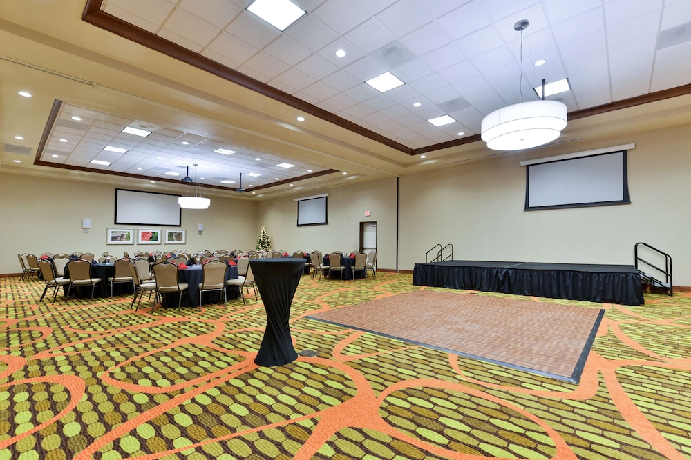 Hilton Garden Inn Cincinnati West Chester - photo 29