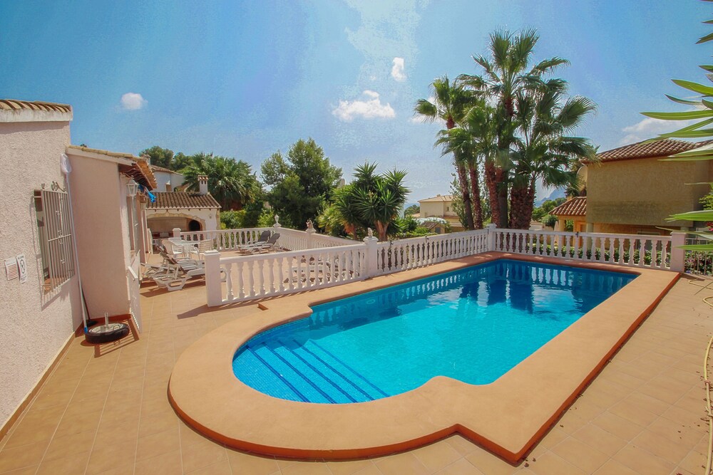 El Molino well furnished holiday villa in Benissa — 4-Star Luxury Hotel in Benissa, Spain
