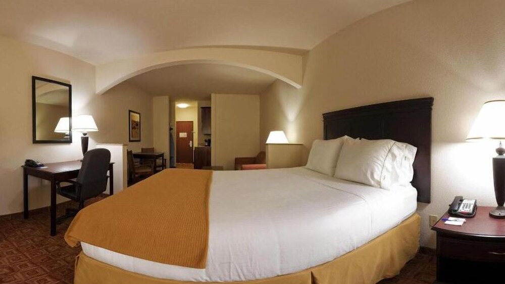 Comfort Inn & Suites Denison Lake Texoma - photo 5