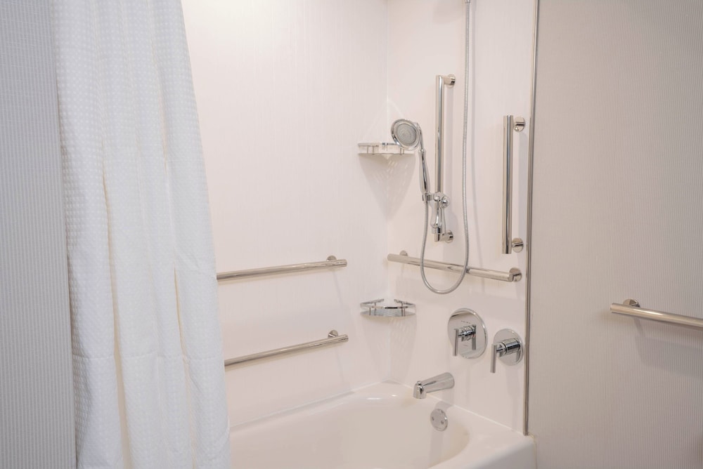 Courtyard by Marriott Thousand Oaks Agoura Hills - photo 21