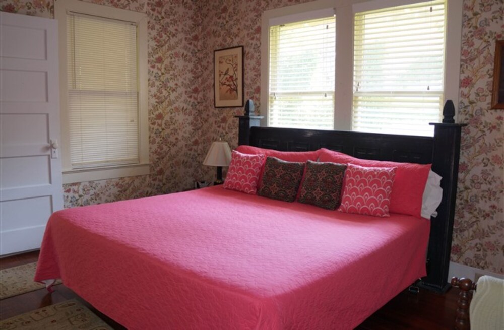 The Hideaway Natchez - photo 4