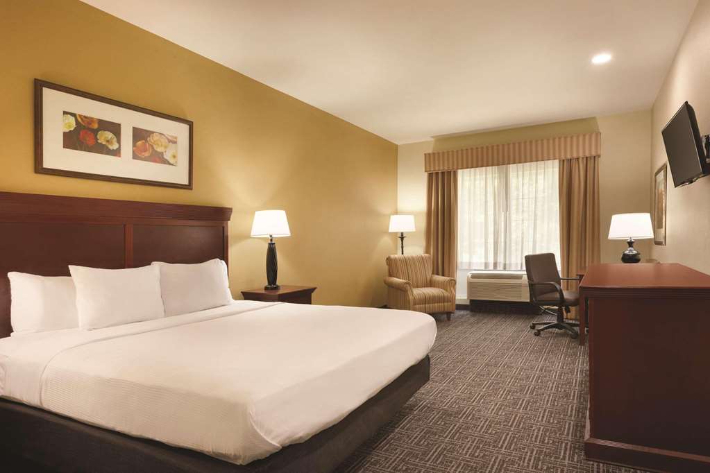 Country Inn & Suites by Radisson Goodlettsville TN - photo 4