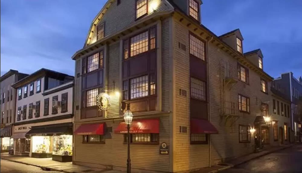 Americas Cup Inn - photo 2