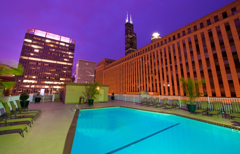 Holiday Inn & Suites Chicago Downtown by IHG - photo 18