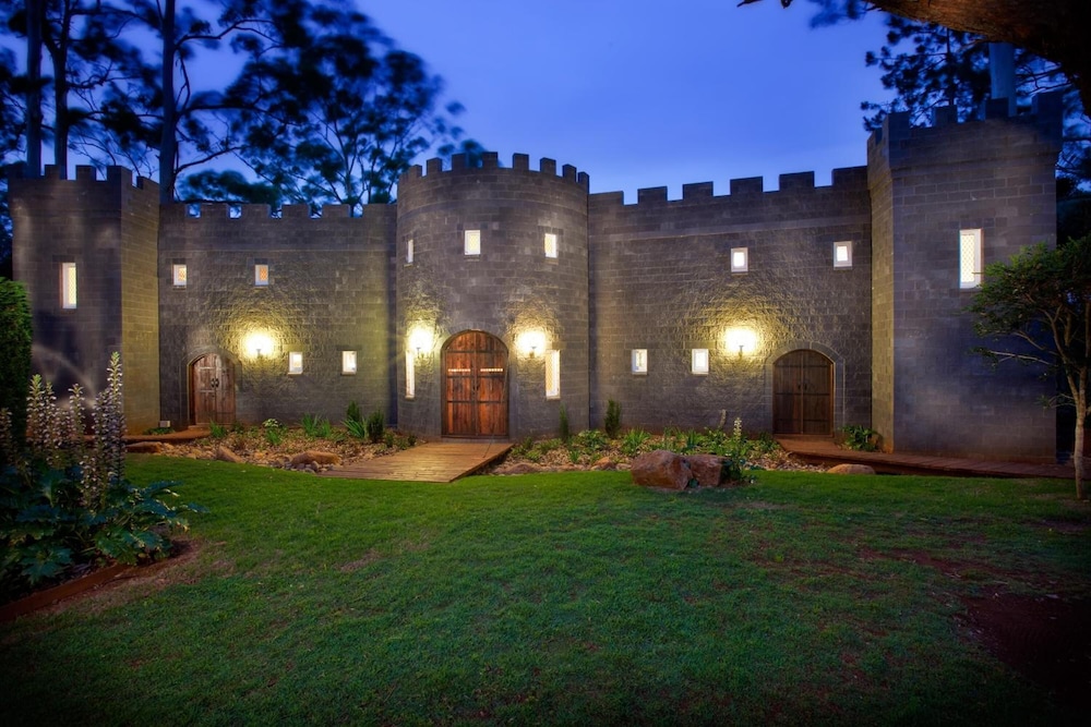 The Castle On Tamborine — 5-Star Luxury Hotel in Tamborine Mountain, Australia