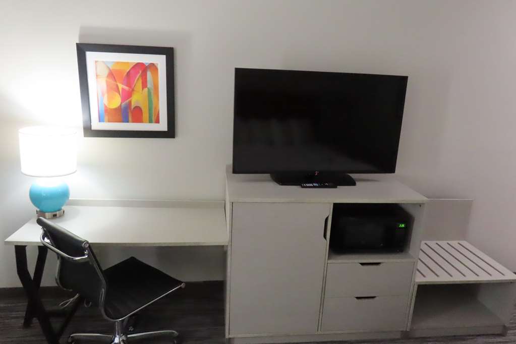 Best Western Heritage Inn Suites - photo 20