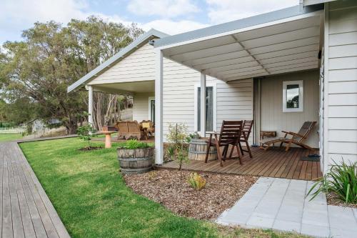 Stablebase - last minute hotel in Albany