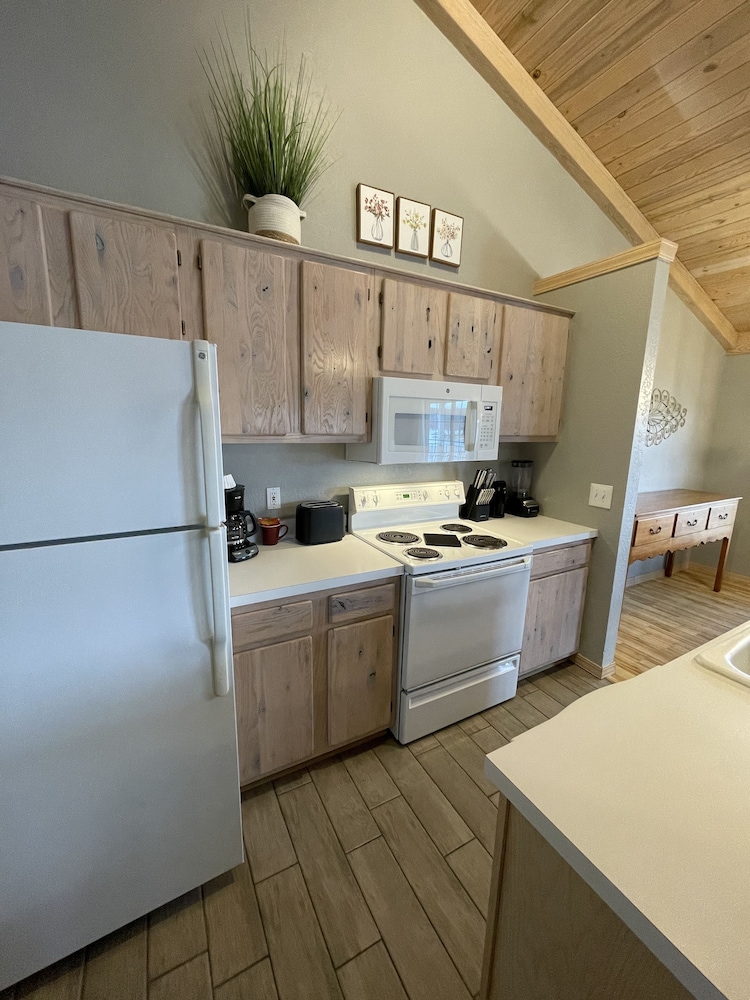 Crown Point Resort - photo 40