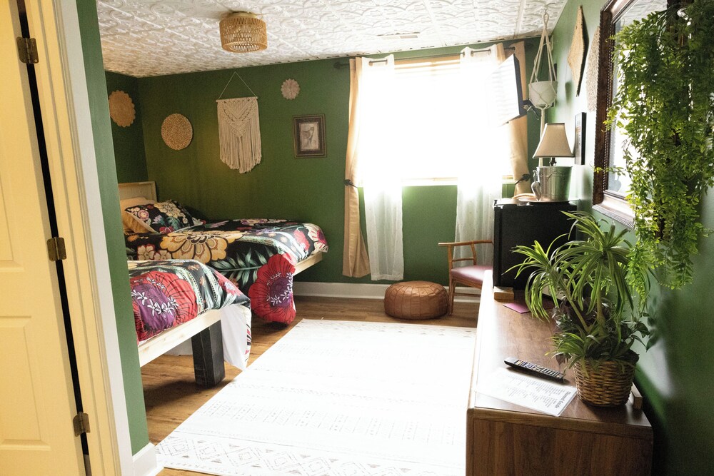 Monroe Street Suites - photo 33