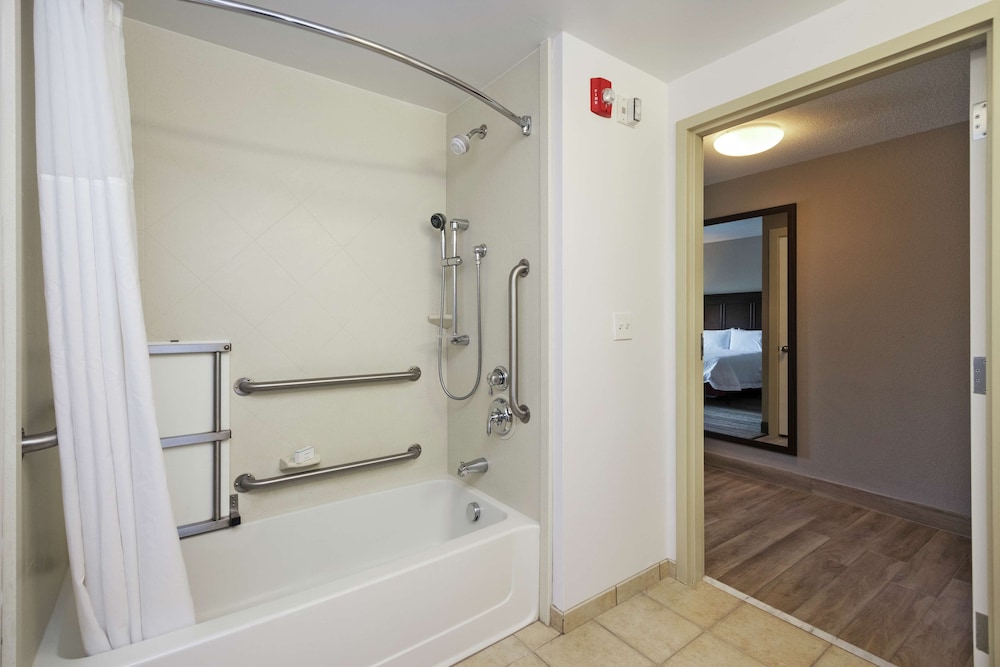 Hampton Inn & Suites Orlando Apopka - photo 50