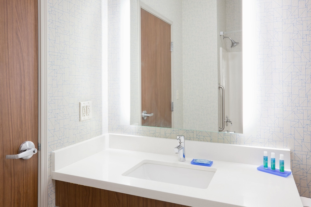 Holiday Inn Express Hotel & Suites Deadwood Gold Dust Casino - photo 28