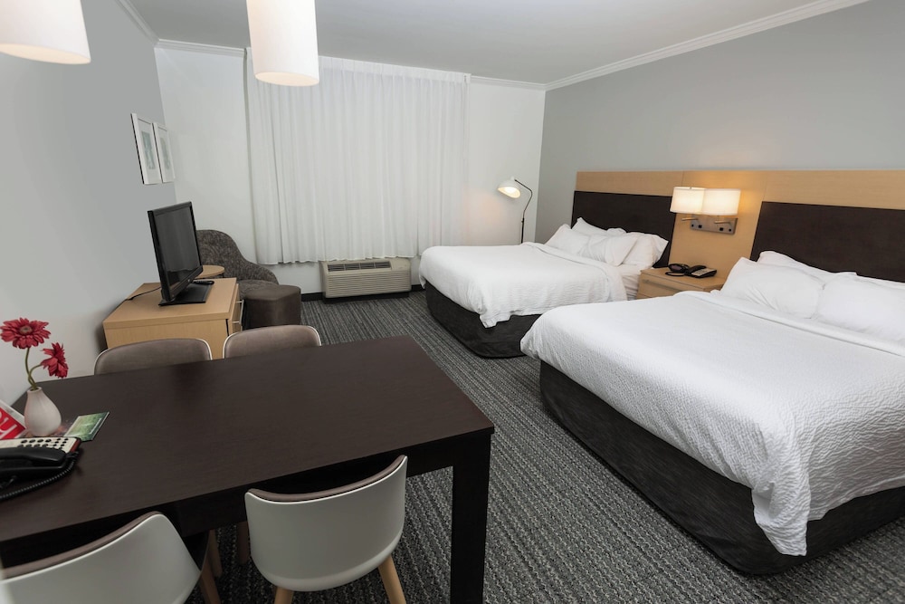 TownePlace Suites Bowling Green - photo 15