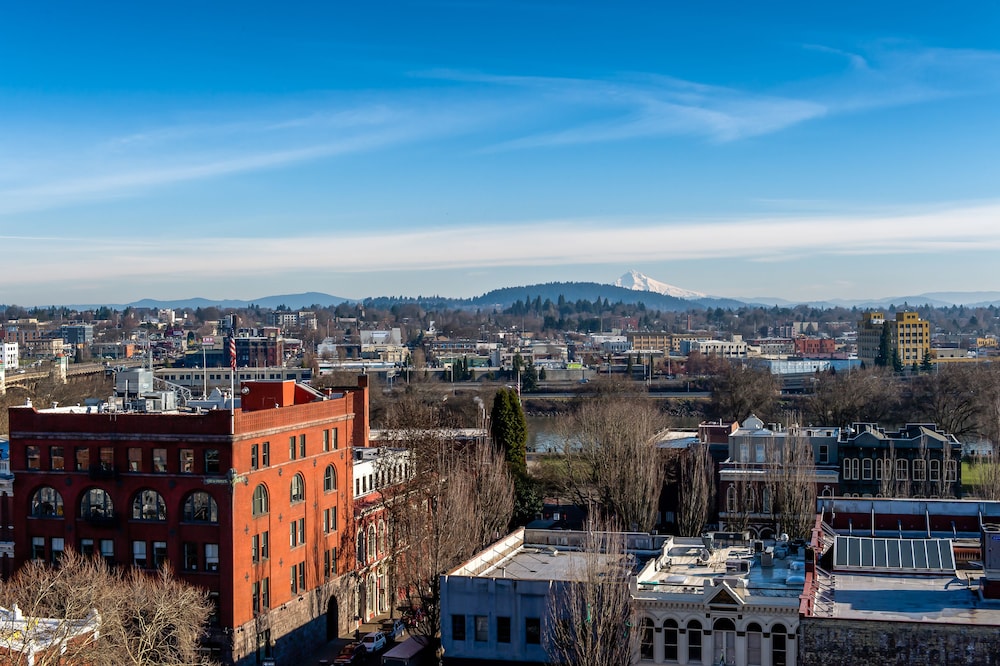 Embassy Suites by Hilton Portland Downtown - photo 63