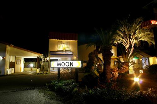 Restay Moon Kochi - last minute hotel in Kochi