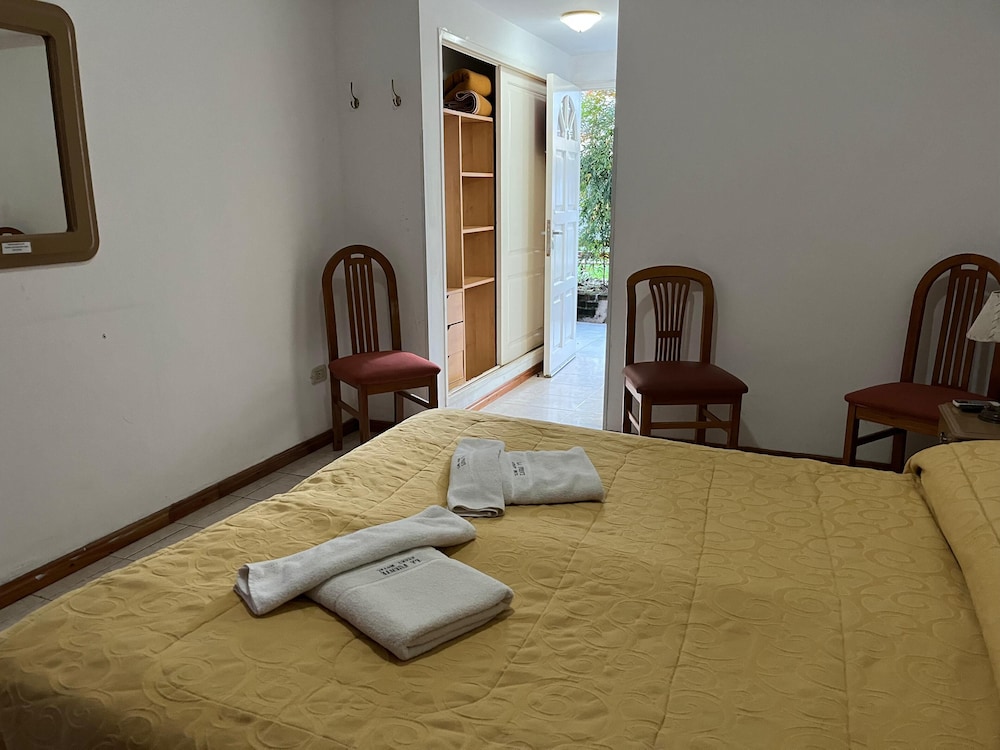 La Fuente Apart Hotel in Federacion, Argentina