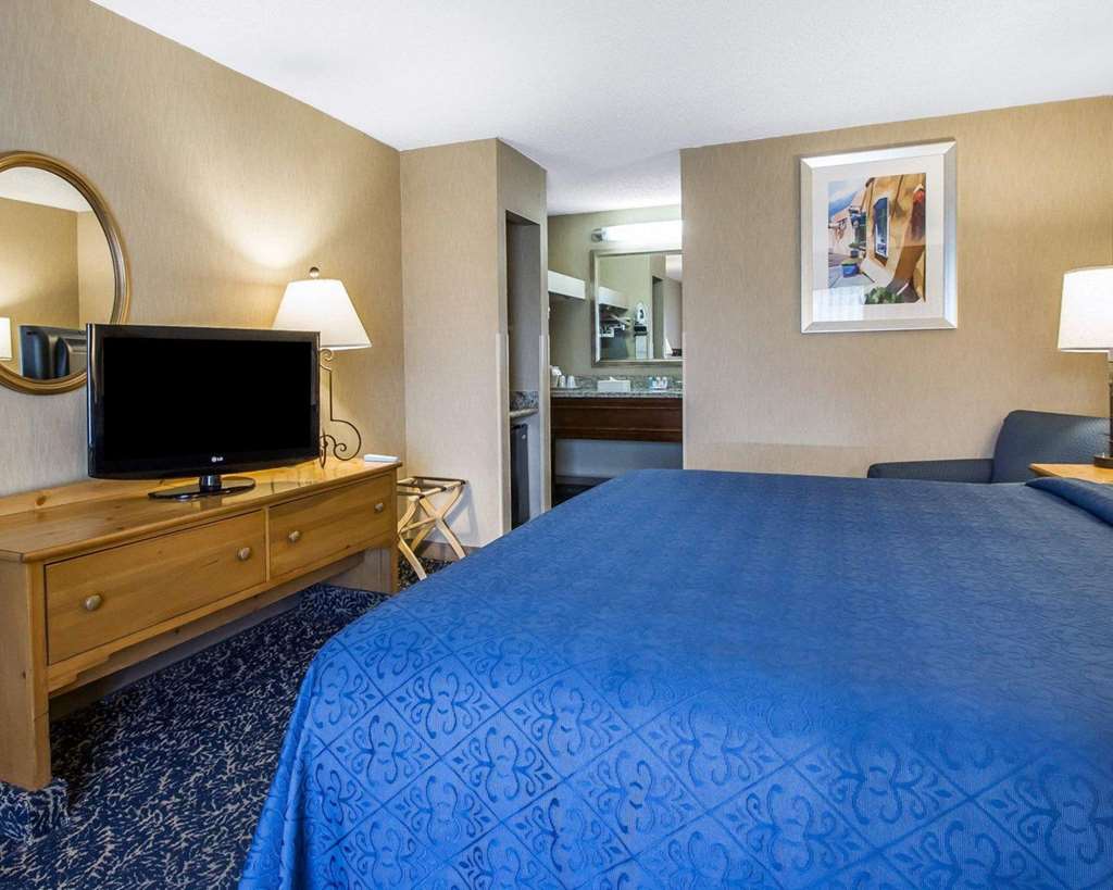 Quality Inn Deming - photo 21