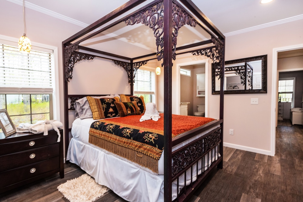 Swan Lake Resort Rentals - photo 11