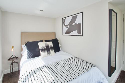 Host & Stay West Cliff View