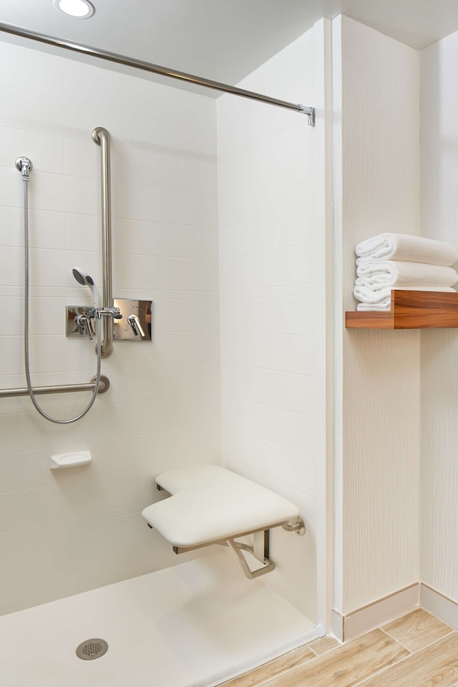 Hilton Garden Inn Boston Marlborough - photo 22
