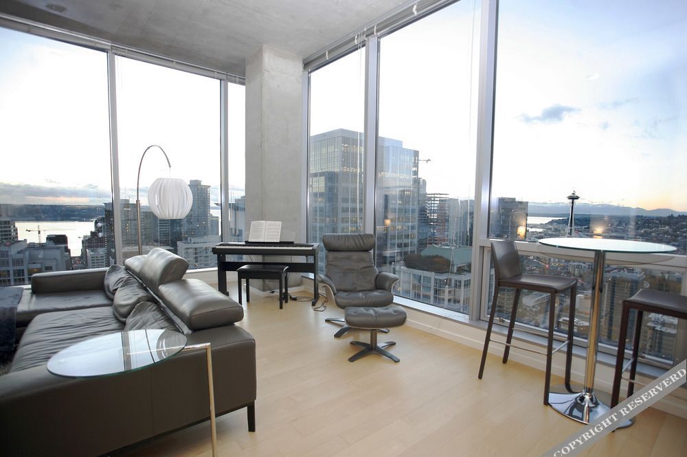 Convention Center Lux Suites by Barsala in Seattle, United States