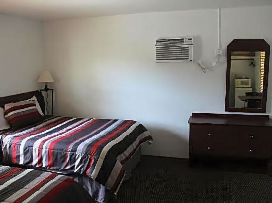 Tamiami Motel - photo 20