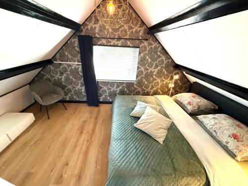 Snijders cottage — 4-Star Luxury Hotel in Noordwijkerhout, Netherlands