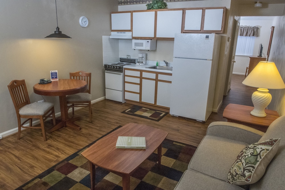 Affordable Suites Statesville - photo 27