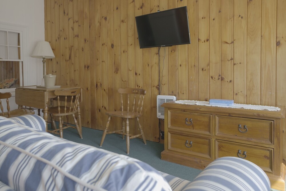 Betty Doon Hotel - photo 44
