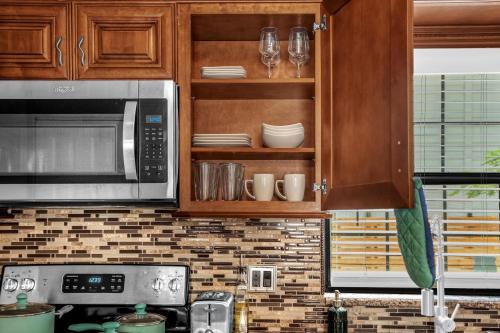 Busch Gardens TownhouseUSF & Mofitt in Tampa, United States