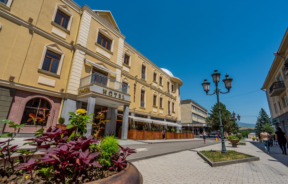 Hotel Lomsia