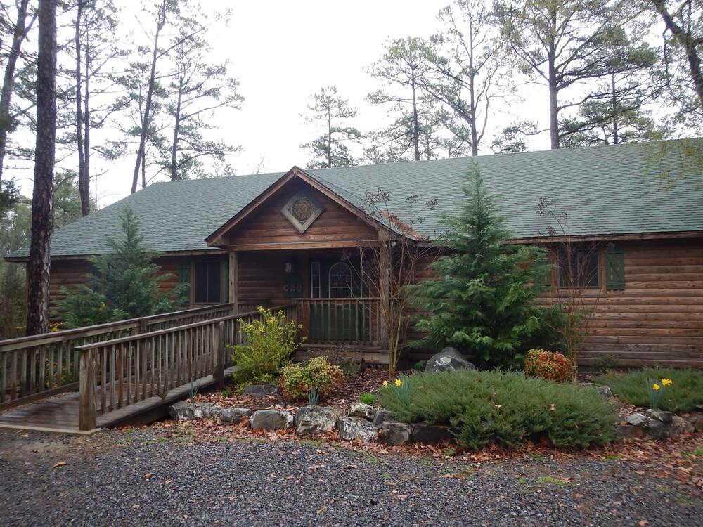 Mountain Harbor Resort and Spa - photo 23