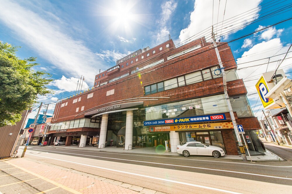 Apa Hotel — Komatsu
