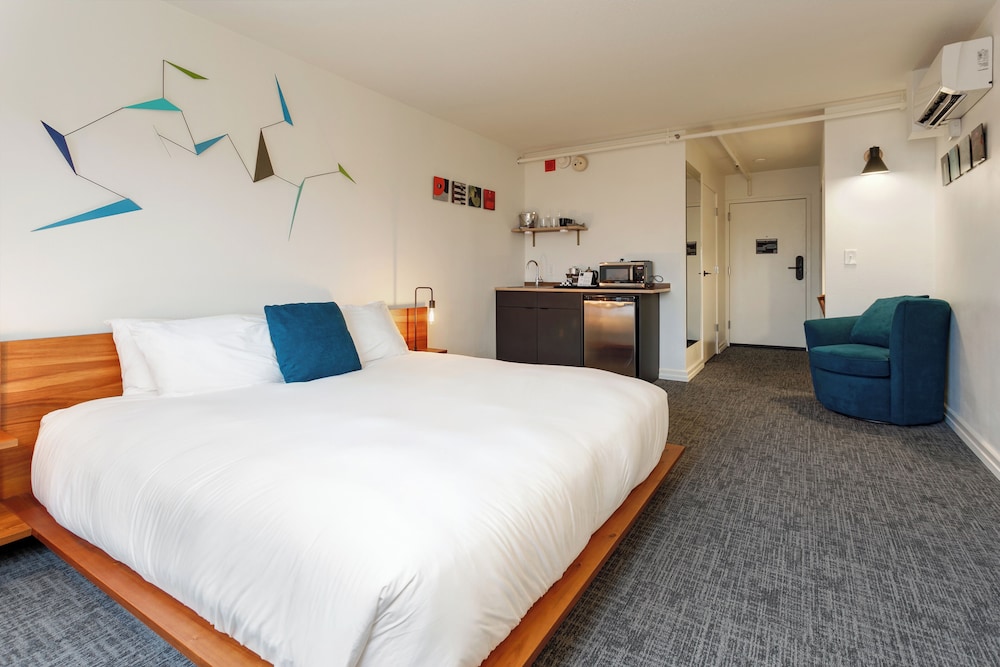 Hotel Leo - photo 17