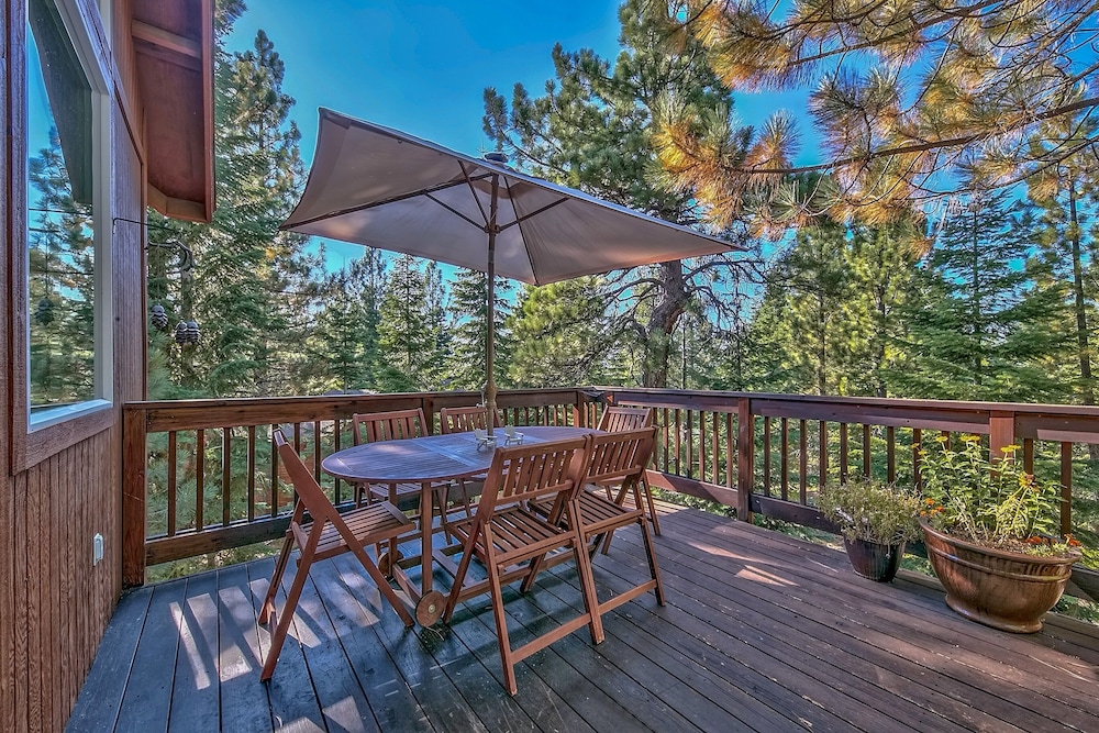 122G Where Eagles Fly — 4-Star Luxury Hotel in South Lake Tahoe, United States