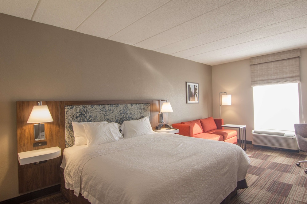 Hampton Inn Medina - photo 18