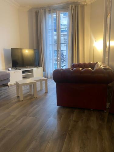 Ag Immobilier 75 - last minute hotel in Paris